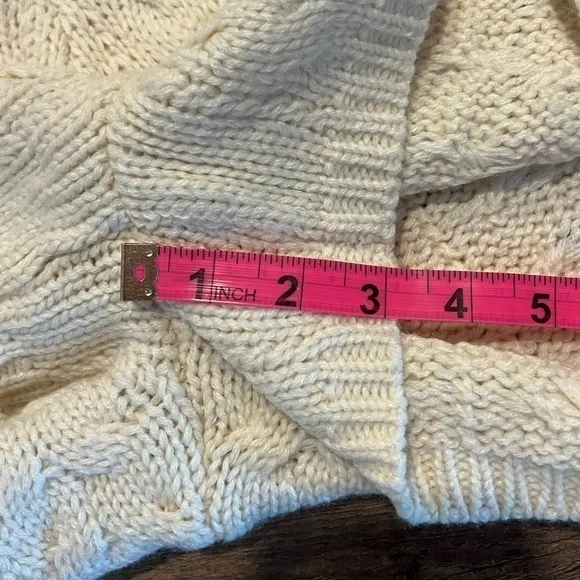 Moussy SW cable knit shorts womens size medium cable knit cream cozy lounge‎