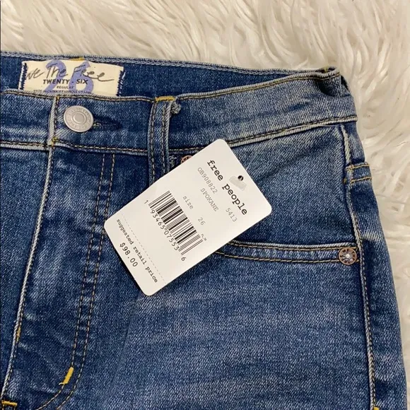 NEW • Free People • CRVY Robin High Rise Jeans 26