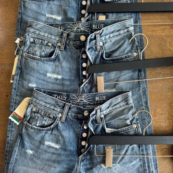 NWT DAILY BLUE/  Adriano Goldschmied JEAN HYPE IN Tempest Distressed SZ 24