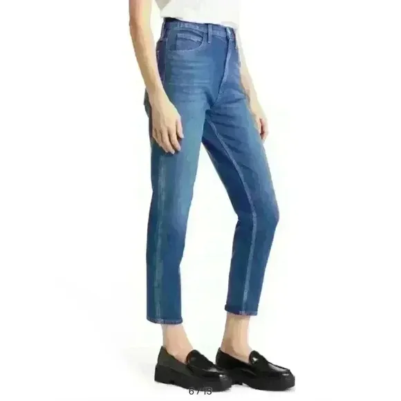NWT - FRAME High N Tight Taper Straight Cropped Jeans