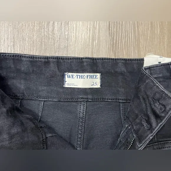 NWT Free People Jayde Flare Jeans Black Onyx Size 25