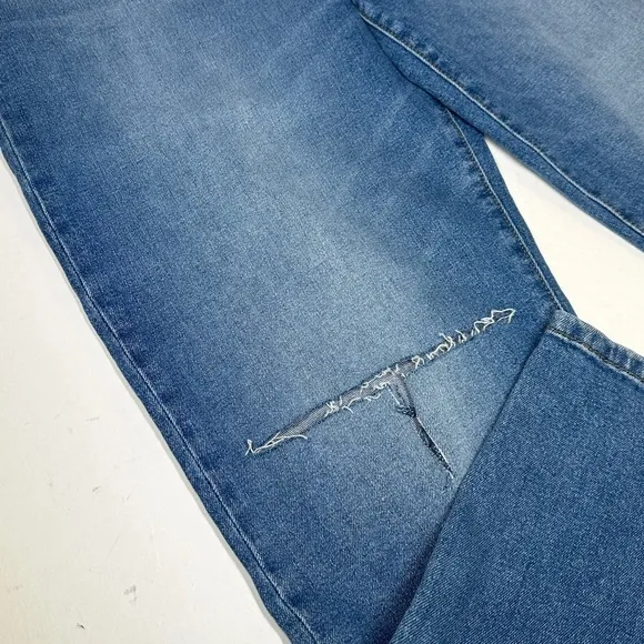 NWT Joe’s Jeans High Rise Boyfriend Cropped