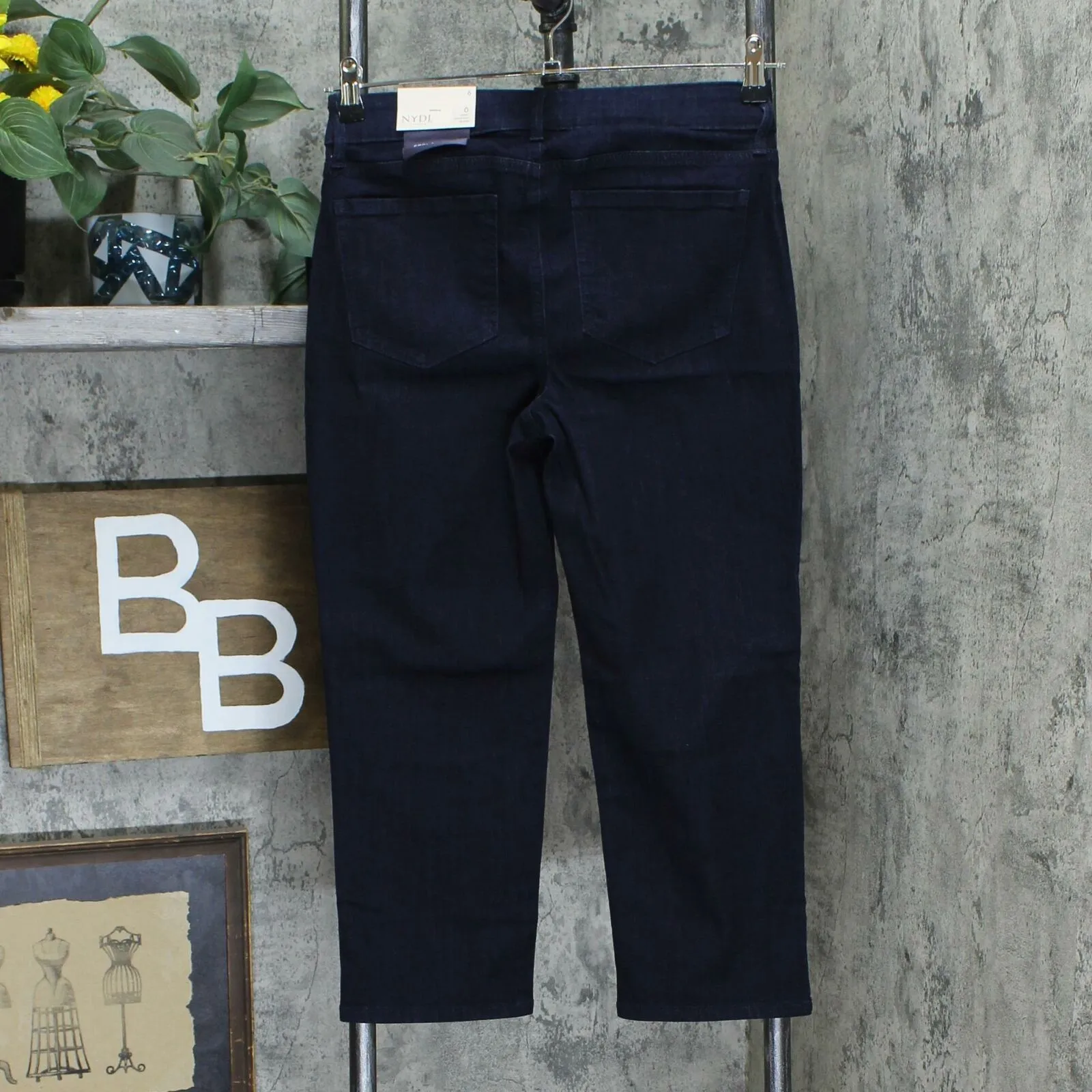 NWT NYDJ Womens Cool Embrace Skinny Crop Jeans With Side Slits . A377693 6