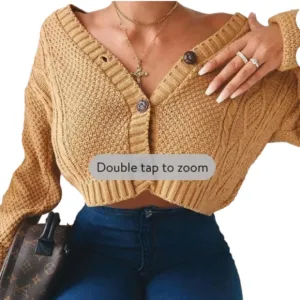 NWT Pretty Little Thing Crop Sweater Long Sleeve V- Neck Gold Women’s Size Small