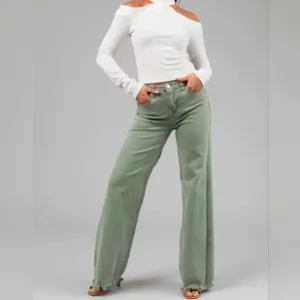 NWT Risen Olive Green High Rise Wide Jeans RDP5383 Raw Hem Size Women 15/32