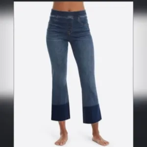 NWT Spanx Cropped Flare Pull On Jeans Small