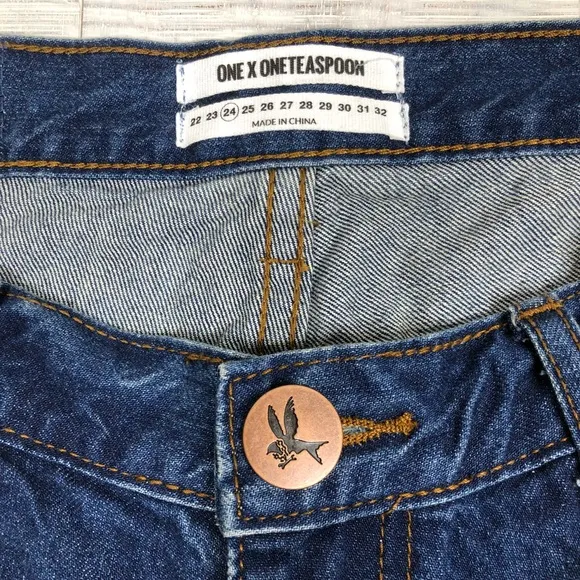 One Teaspoon Jeans Bad Seed Cropped Baggy Size 24