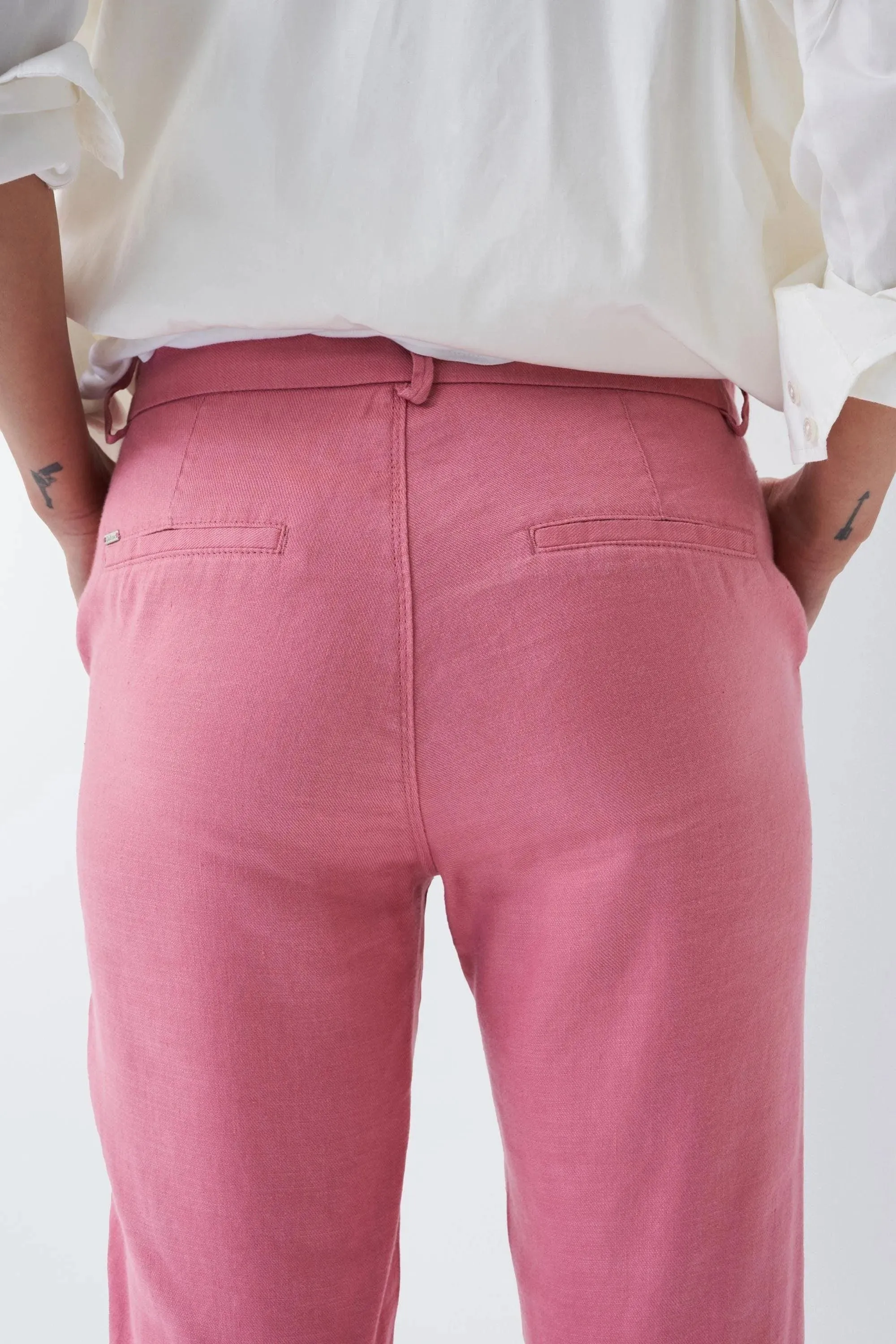 Pantalón Chino Cropped Slim de color rosa