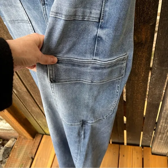Risen Wm’s Wide Leg Cargo Jeans NWT Sz 1XL(16-18)