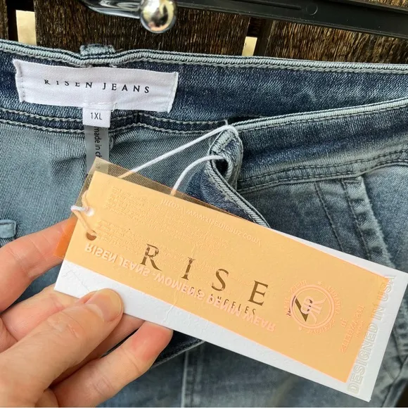 Risen Wm’s Wide Leg Cargo Jeans NWT Sz 1XL(16-18)