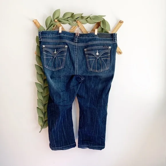 Seven 7 Dark Cropped Jeans