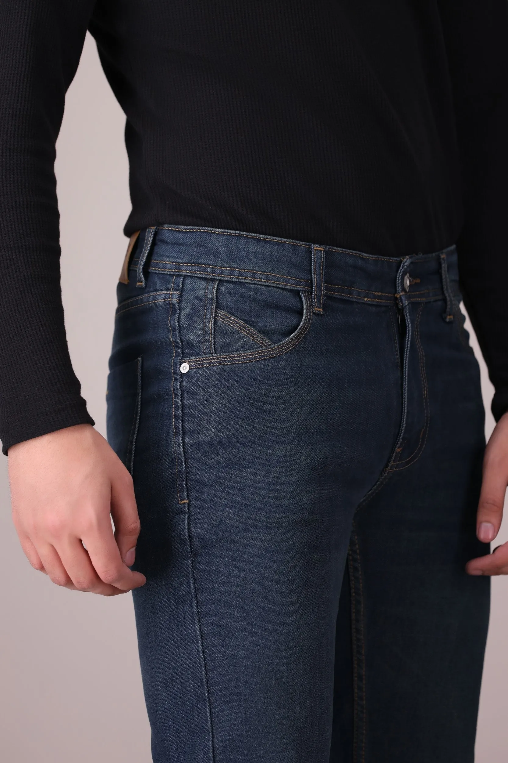 SLIM-STRAIGHT STRETCH JEANS