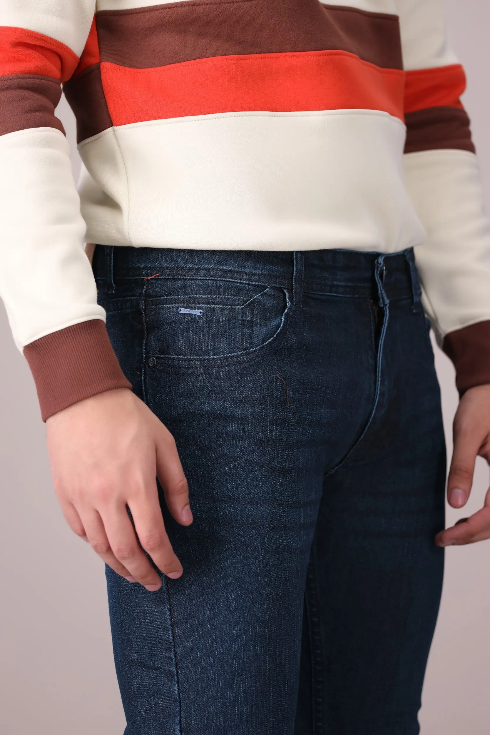 SLIM-STRAIGHT STRETCH JEANS