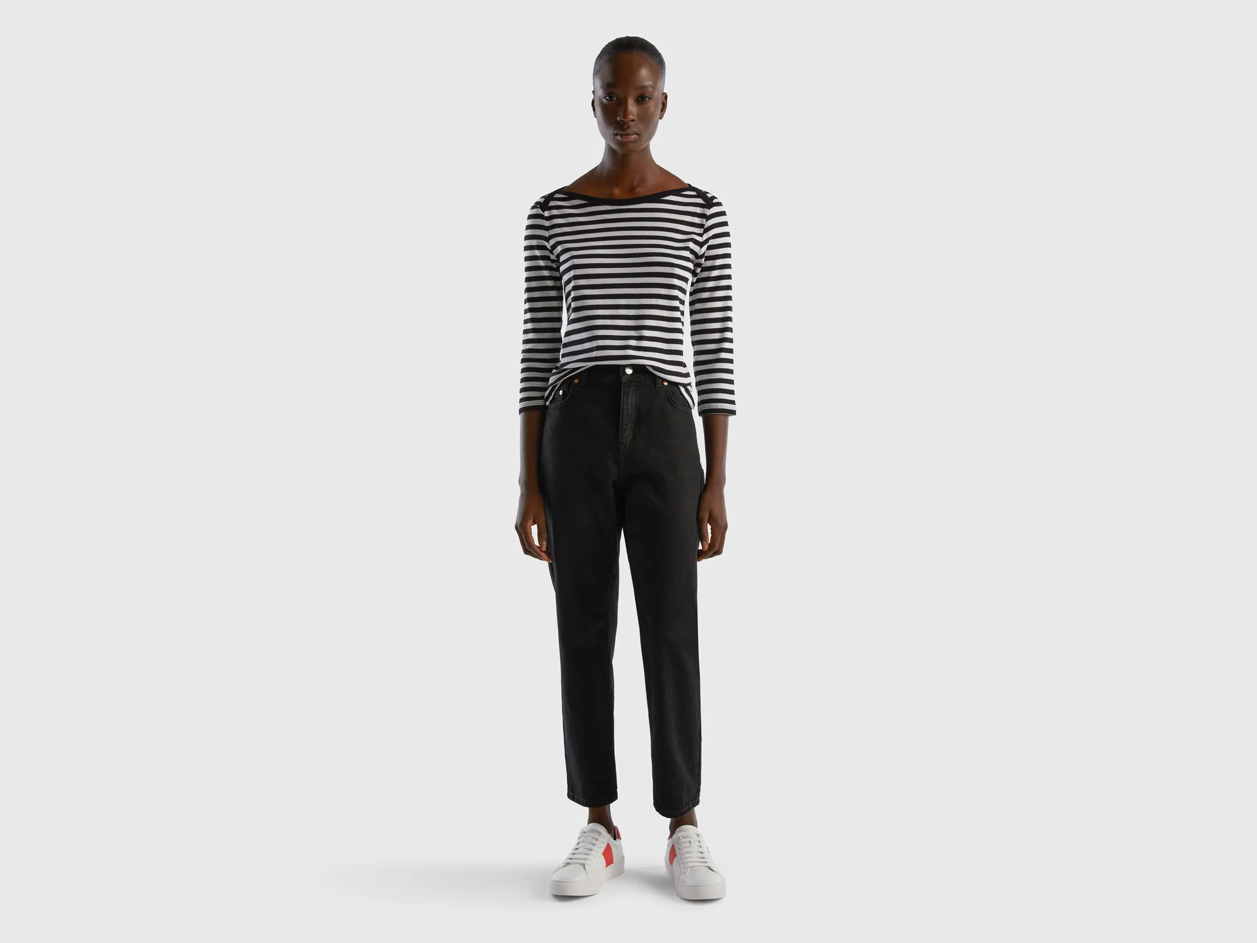 Solid Straight Fit Jeans