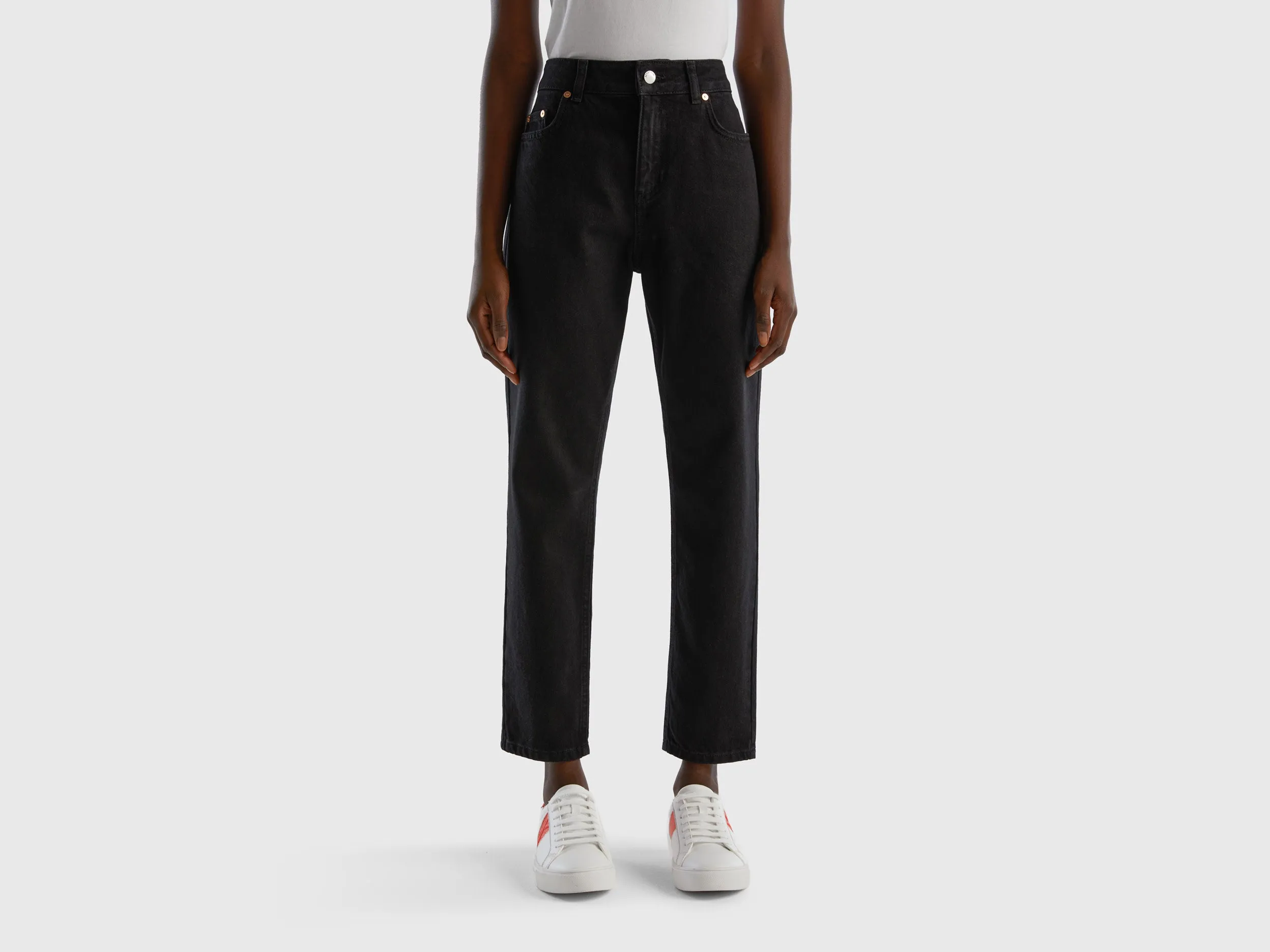 Solid Straight Fit Jeans