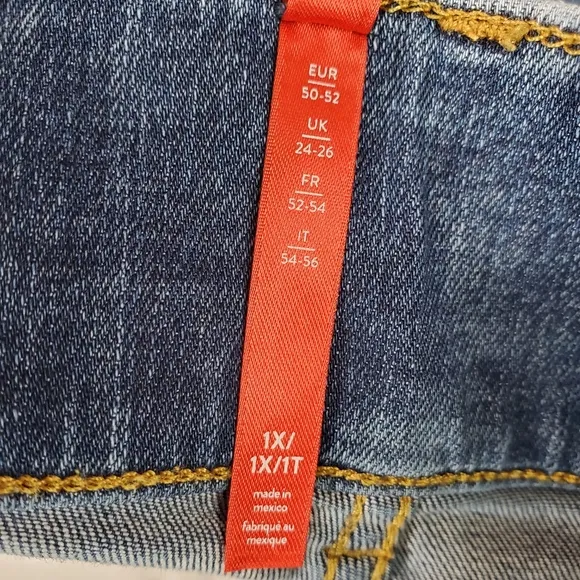 Spanx Jeans Women’s Plus Size 1X Flare Leg Pull on denim 20456R Vintage Indigo