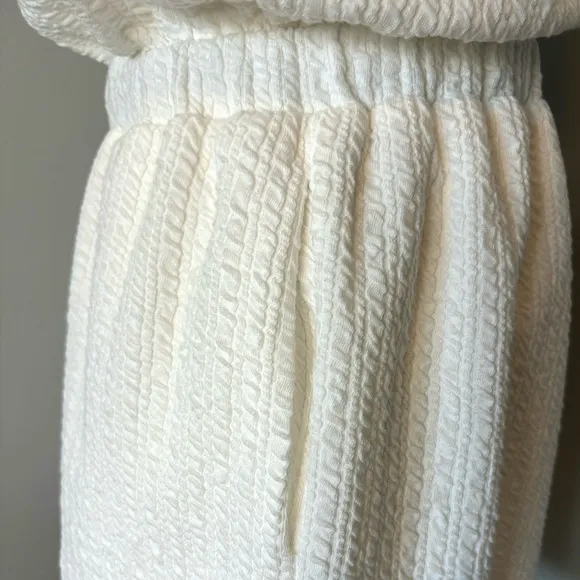 THML White Romper Always on Par Sleeveless Textured NWT Size Medium