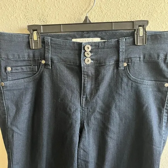 Torrid Dark Wash Stretch Jeggings Size 14 Style 10114977