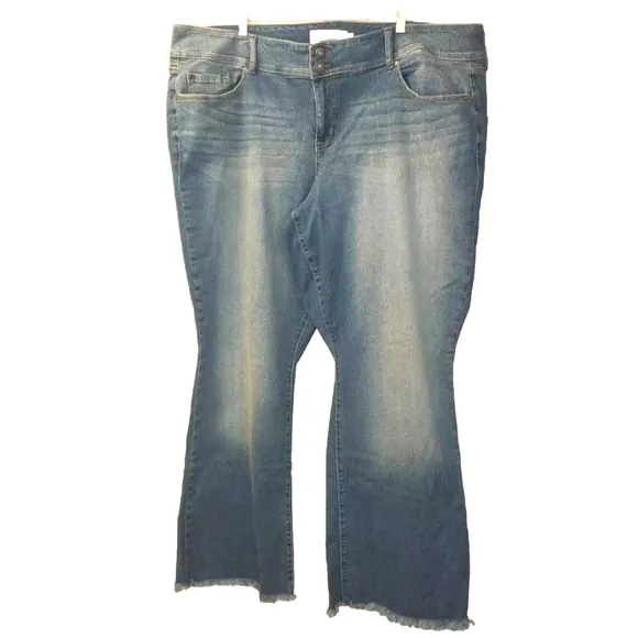 Torrid Wide Flare Leg Jeans Woman Plus 26W Tall Blue Stretch Denim Raw Hem Nwt