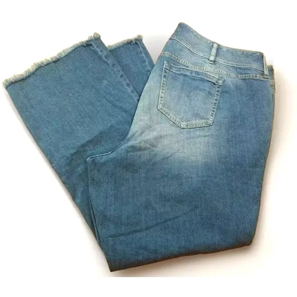 Torrid Wide Flare Leg Jeans Woman Plus 26W Tall Blue Stretch Denim Raw Hem Nwt