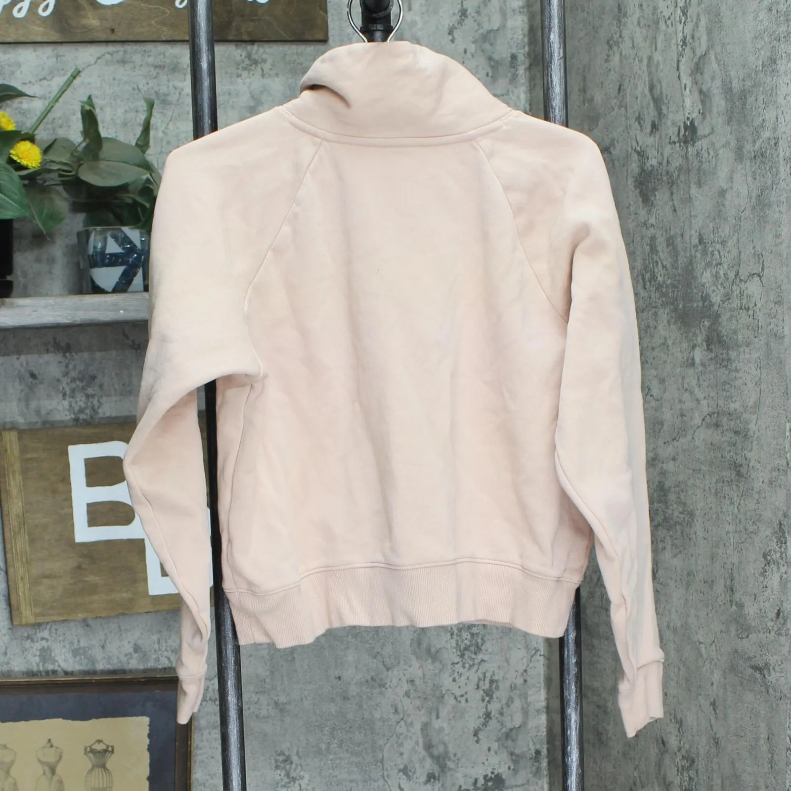 Under Armour Womens Fleece Cowl Neck Loose Fit Crop Sweatshirt Dusty Pink M