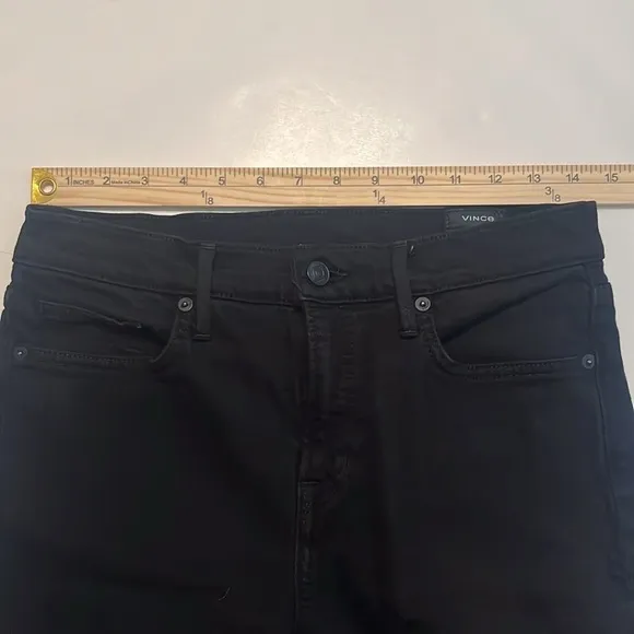 Vince Women’s Black Cropped Skinny Jeans Size 28