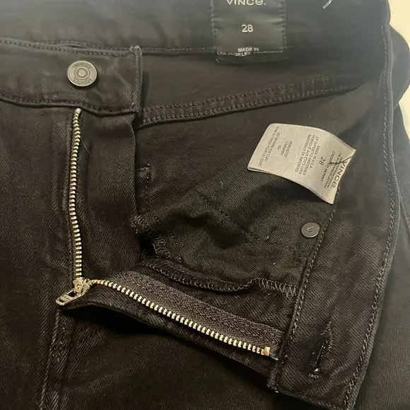 Vince Women’s Black Cropped Skinny Jeans Size 28
