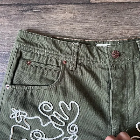 We The Free Women's Cruisin Soutache Wide Long Shorts Green Size 30 NEW