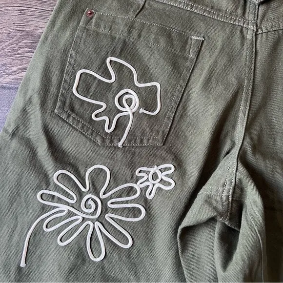 We The Free Women's Cruisin Soutache Wide Long Shorts Green Size 30 NEW