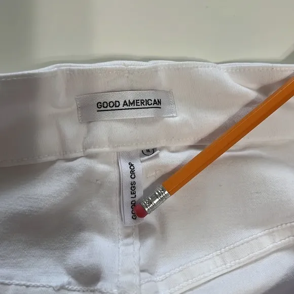 Women’s Good American Good Legs Crop White Size 16 NWT